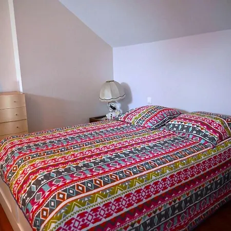 Le Banc Sous Les Tilleuls Chooz